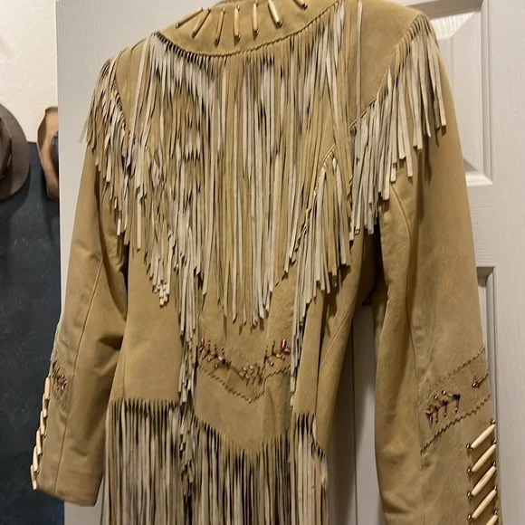 Fringe suede  Jacket - Picture 8 of 17